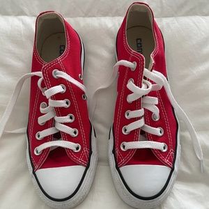 Red Converse Low Top All Star Women's Shoes 6.5